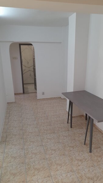 Dorobantilor, Stefen cel Mare, bloc Perla.