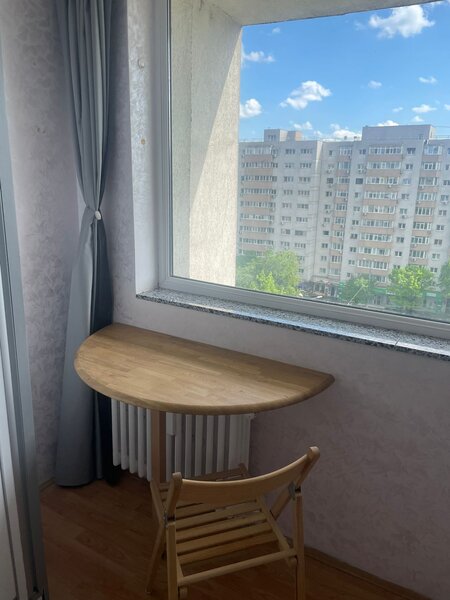 Dorobantilor, Stefen cel Mare, bloc Perla.